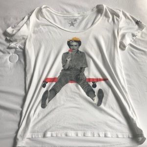 Frida Kahlo t shirt!!
